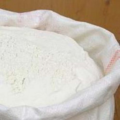 Poliţiştii continuă controalele la firmele de panificaţie din judeţ