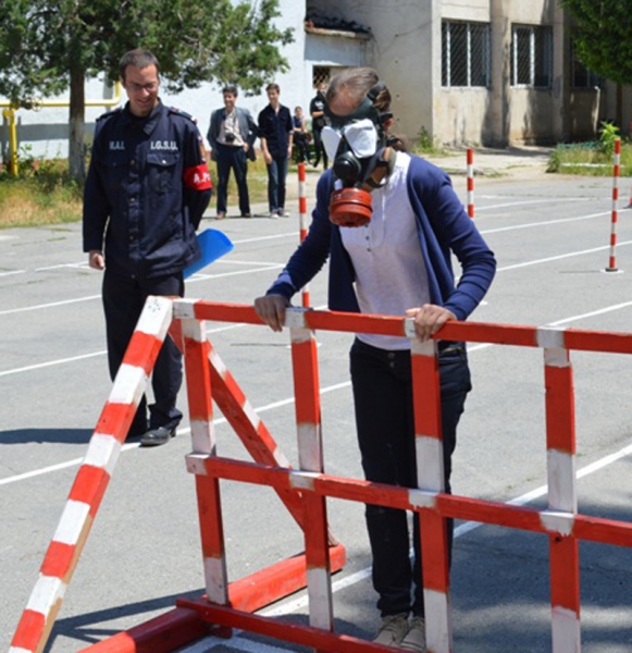 Elevi gorjeni, la faza naţională a concursului „Cu viaţa mea apăr viaţa”