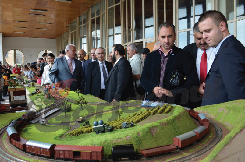 Pentru Trenul Regal, Gorjenii au luat cu asalt Gara Târgu-Jiu