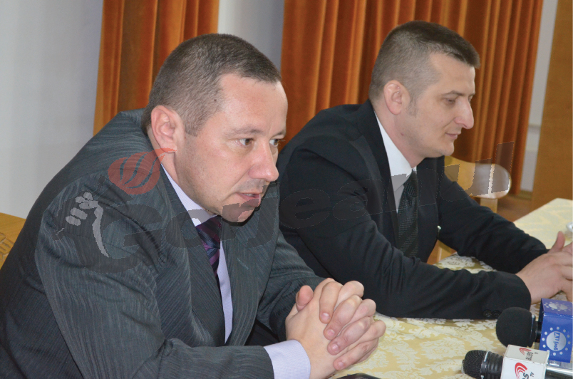 Prunariu şi Pecingină, încurajaţi de Morega