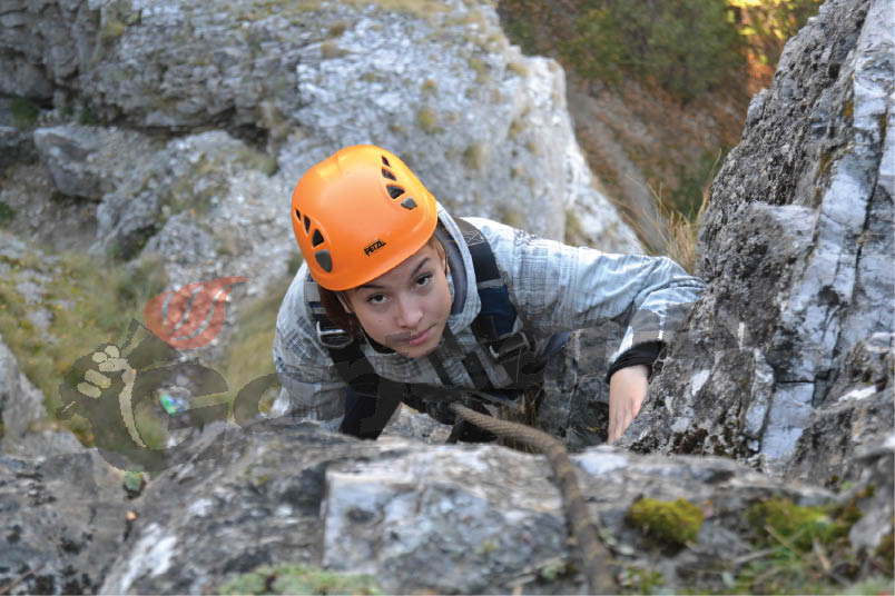 La Baia de Fier, Aproape 50 de participanţi la Tabăra Montană de Escaladă Naturală
