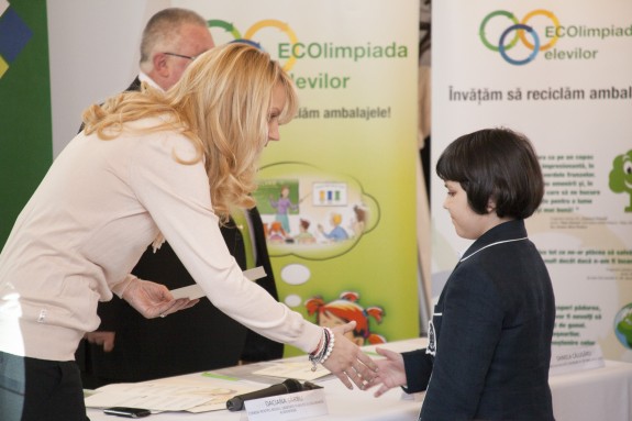Începe a doua ediţie a ECOlimpiadei Elevilor