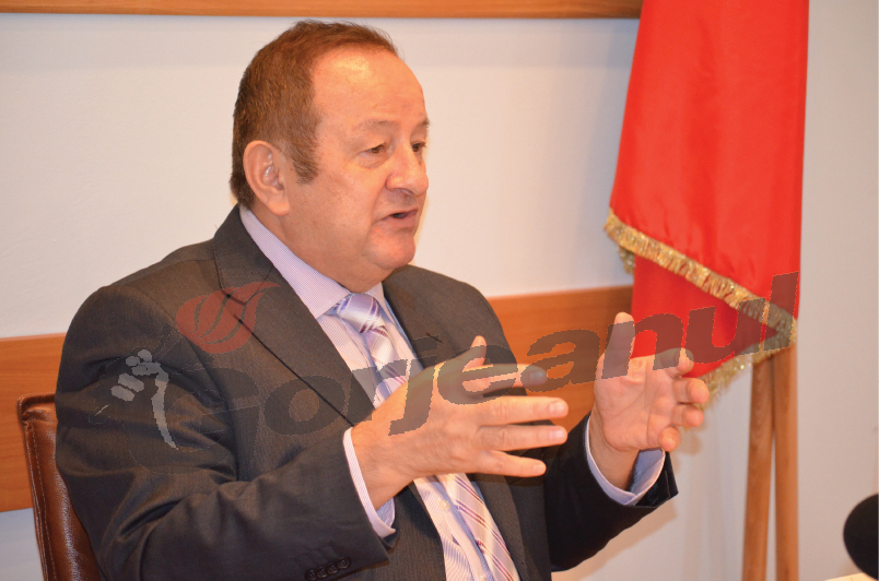 Morega, mulţumit că interpelările sale au avut efect: “Ponta a pornit tăvălugul împotriva lui Condescu”