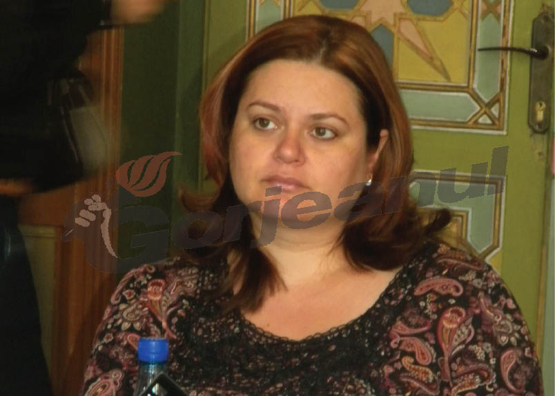 Gura Târgului – Angajaţii de la Hotel Mina, hămăliţi de Mădălina Berbecel la noul ei restaurant