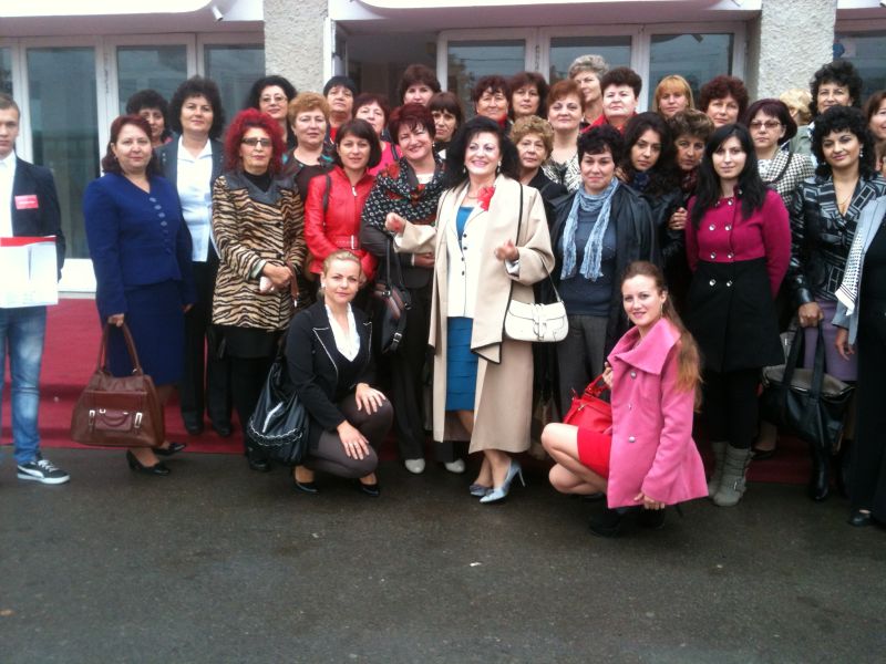 Femeile PSD Gorj, la Iaşi pentru realegerea Rovanei Plumb