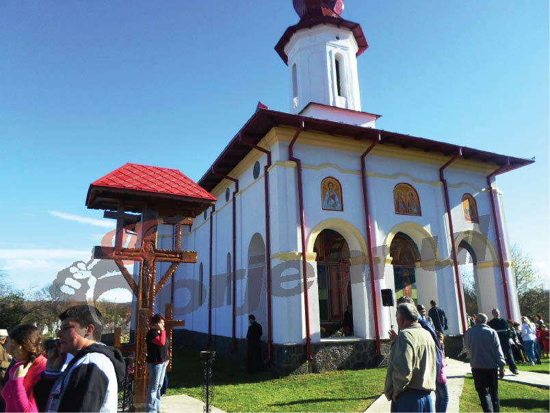 O mare Sărbătoare duhovnicească la resfințirea Bisericii din Parohia Telești