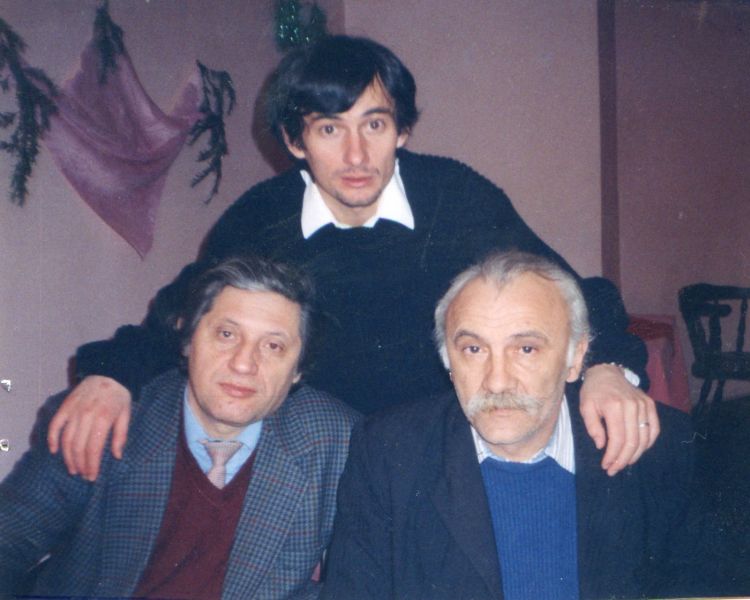 Trilogia “Eșecul cartofilor cruzi” la final: „Renumele trandafirului” Vol.III de Lazăr Popescu