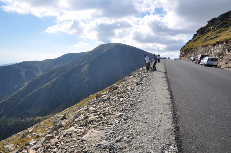 Transalpina, luată cu asalt de turişti
