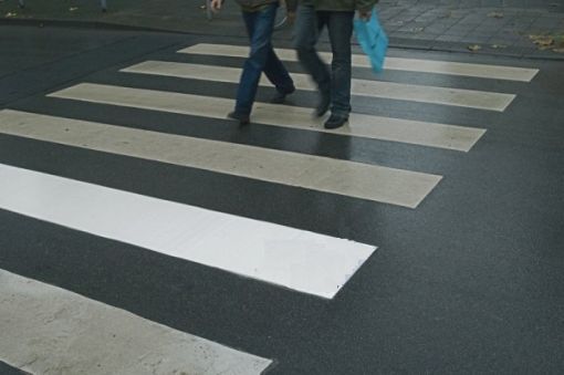 Doi adolescenţi din Rovinari, accidentaţi pe trecerea de pietoni