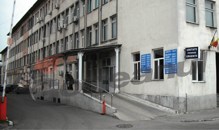 Fetiţă de 7 ani, muşcată de câinele din curte