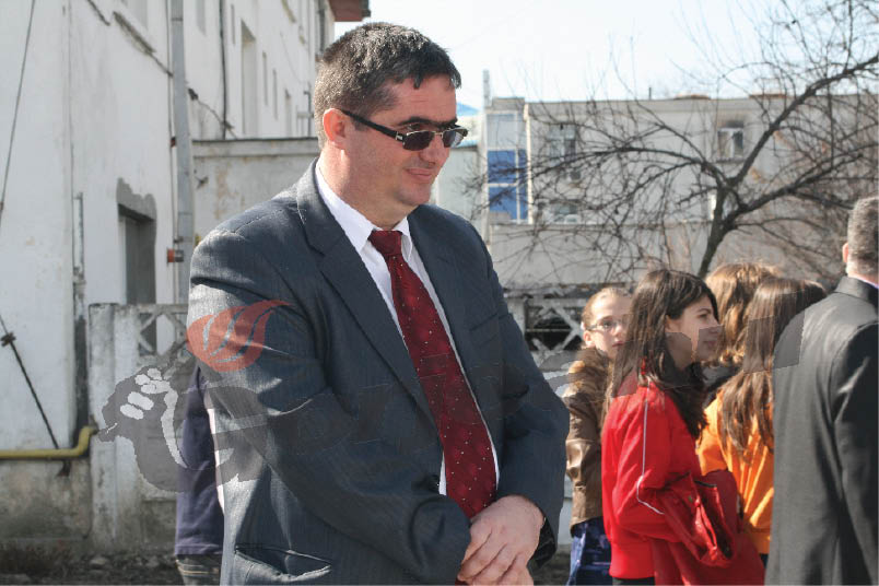 Caragea, ameninţat cu amenda pentru doi subalterni