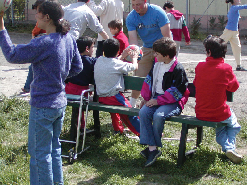 DGASPC Gorj monitorizează 31 de copii adoptaţi