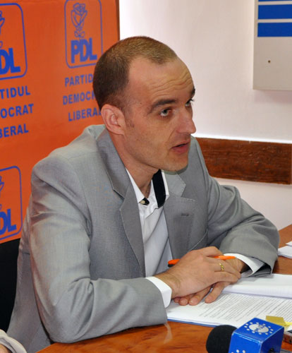 Gura Târgului – Vâlceanu a făcut un preşedinte PDL fără adeziune la partid