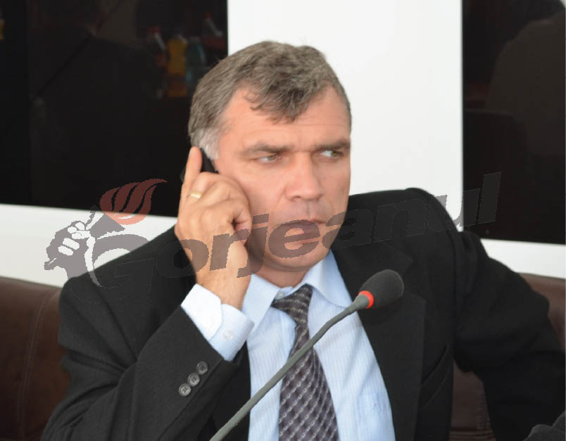 SPA-ul primarului din Cătunele, construit cu muncitori fără acte în regulă