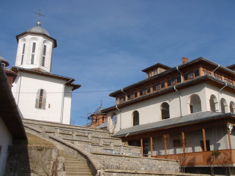 Evlaviosul Condescu, filantropu’ Mănăstirii Dealu Mare