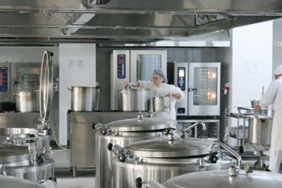 Mâncare ca la mama acasă, la Spitalul Novaci