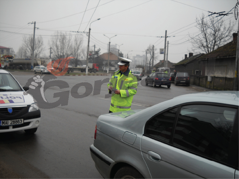 Şoferii vitezomani, amendaţi de poliţiştii rutieri