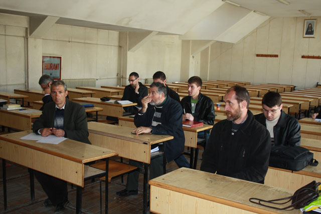 Examen de admitere la Teologie pentru absolvenţii gorjeni