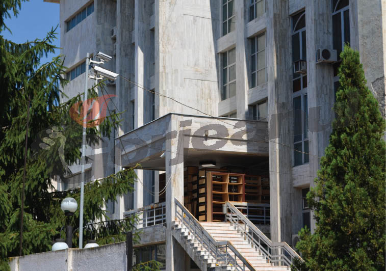 Sentinţă pentru unchii violatori