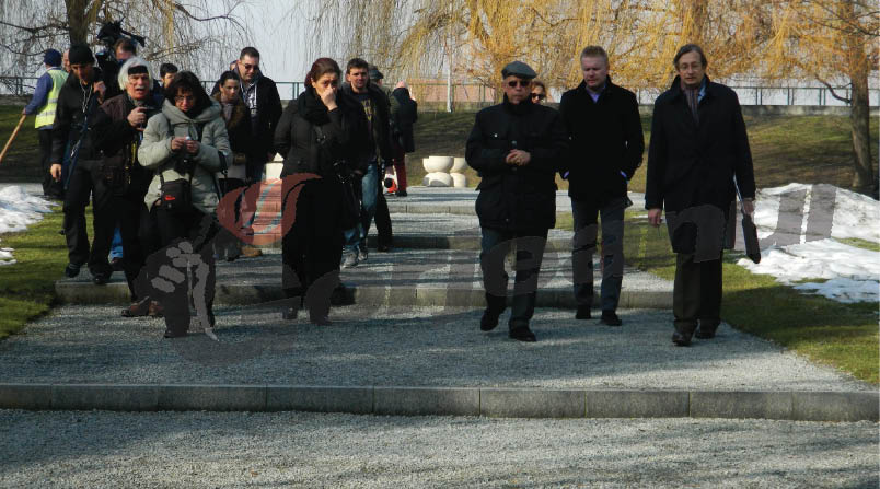 Operele lui Brâncuși, examinate de experți străini