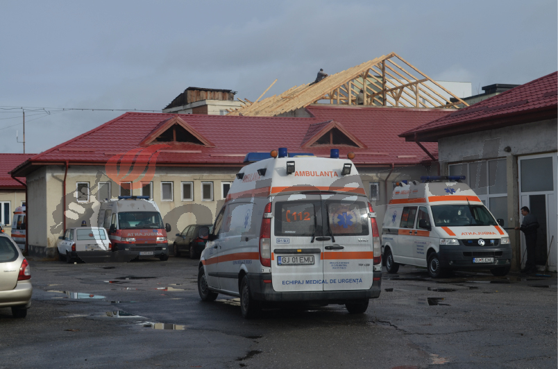 Agitaţie de sărbători pentru angajaţii Ambulanţei