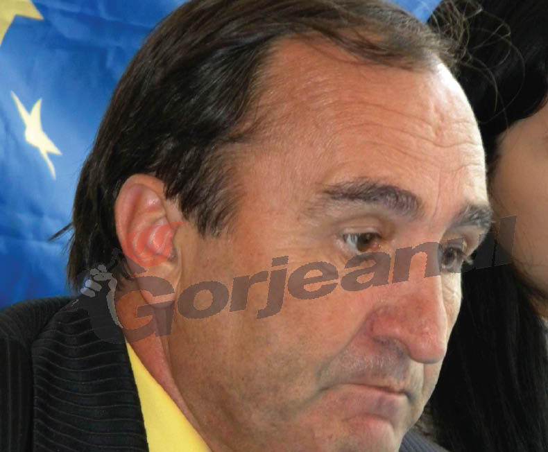 Gura târgului – Denunţătorul Matei Catrinoiu, iar candidat la europarlamentare