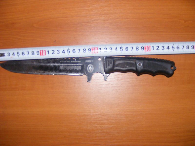 Trimis în judecată după ce şi-a înjunghiat nevasta