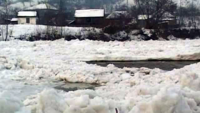 Formaţiunile de gheaţă se restrâng
