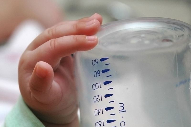 În septembrie, 135 de bebeluşi beneficiază de lapte praf gratuit