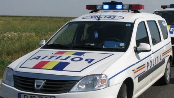 Trei autovehicule, implicate într-un accident la Scoarţa