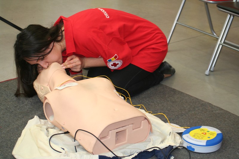 Concursul „Sanitarii pricepuţi”, organizat şi în 2014