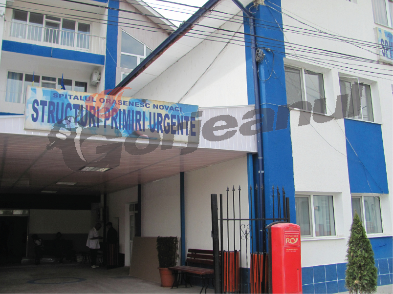 Angajaţii Spitalului Novaci îşi primesc tichetele şi salariile la zi