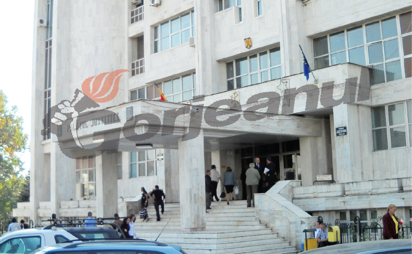 Dosarul creditelor false de la BRD, finalizat cu achitare