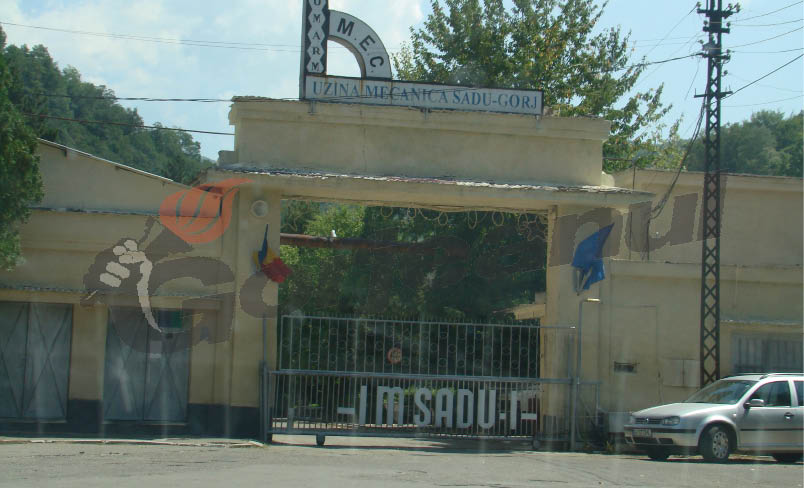 Miroase a praf de puşcă la UM Sadu: Directorul va fi schimbat cu un interimar de la ROMARM