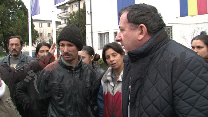 Scandal la Rovinari cu asistații social