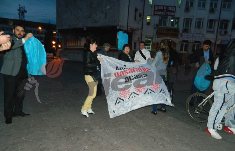 Lampioanele lansate la Târgu Jiu pentru Basarabia nu au prea zburat