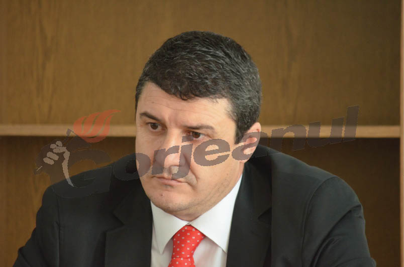 Gura târgului – Sponoche, managerul sperietoare de doctori