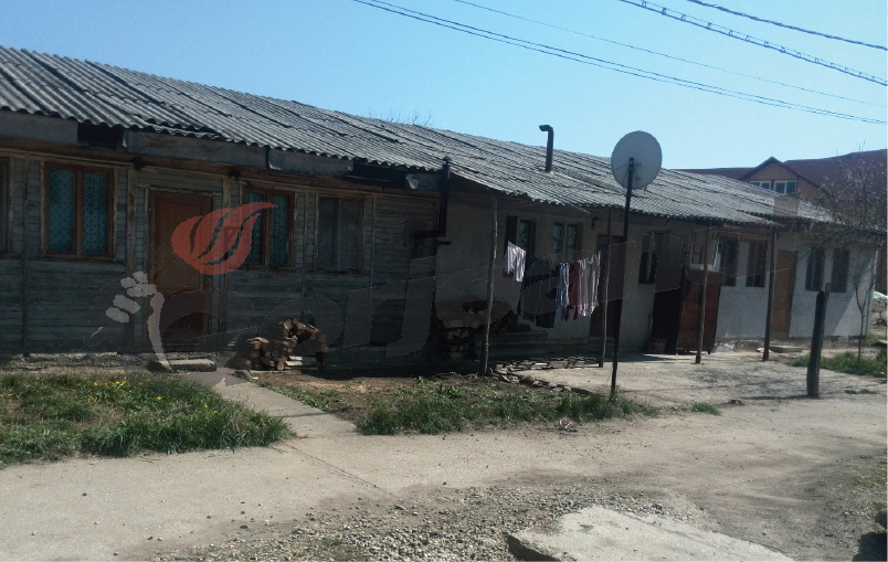 Primăria Târgu-Jiu a cerut dărâmarea gardurilor de la barăcile din Bicaz