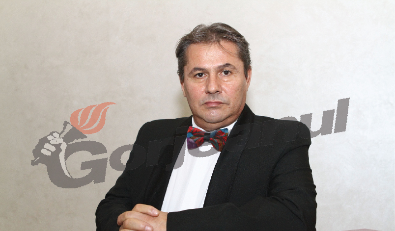 Cu trotineta între iad şi iad