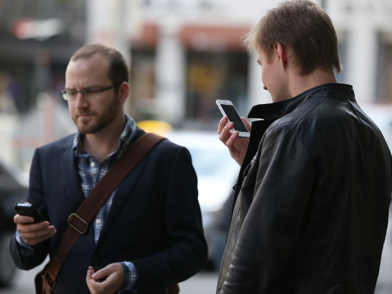 People-talking-phone