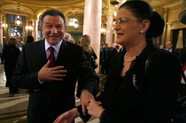 Cu mocăniţa, pe urmele lui Berceanu, Băsescu, Boagiu & comp(licii)