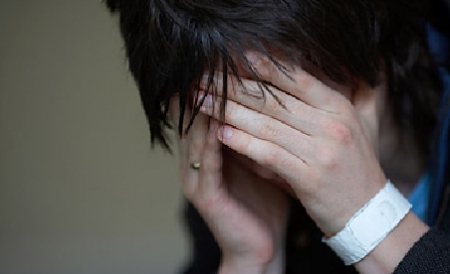 Peste opt mii de gorjeni suferă de boli psihice