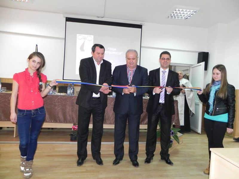 Călinoiu, primul cetăţean de onoare al Ţicleniului