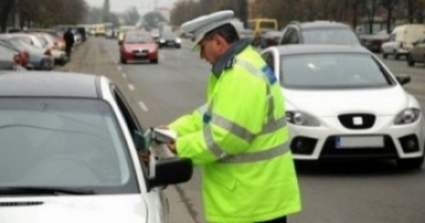 Şofer fără permis, cercetat penal