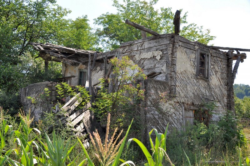 Cula de la Runcurel, distrusă de nepăsarea primarului de Mătăsari