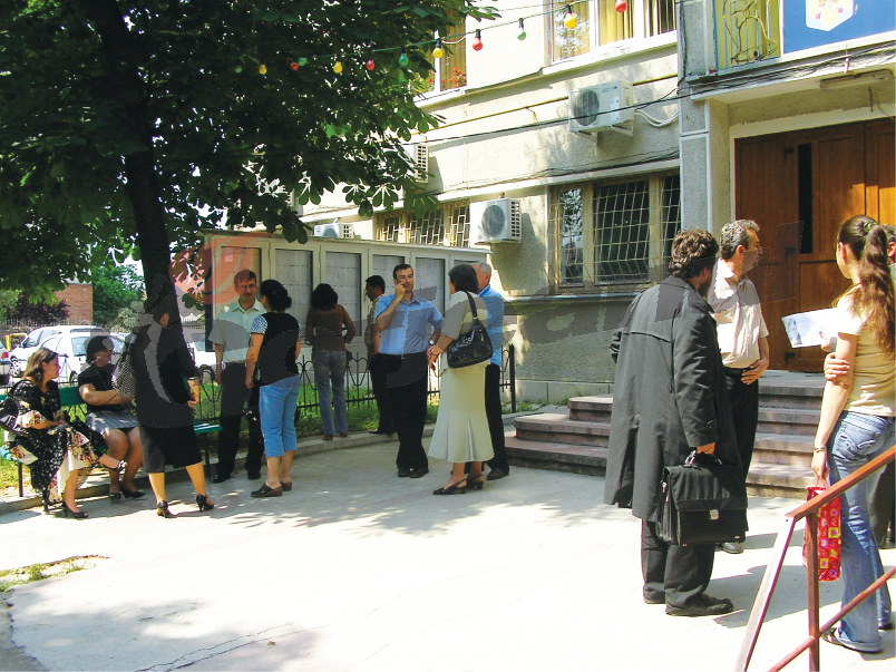 Bătălie crâncenă pentru gradaţiile de merit