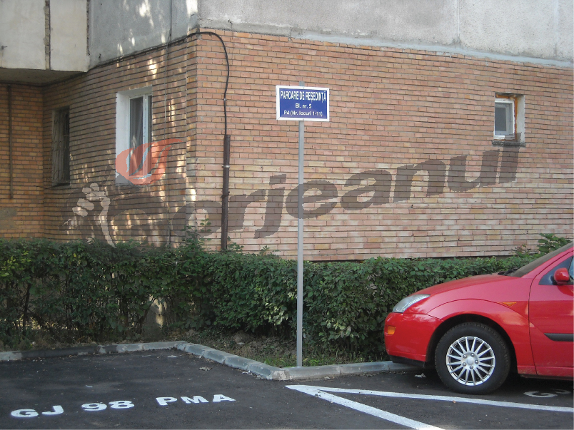 Târgujienii sunt aşteptaţi să-şi achite locurile de parcare