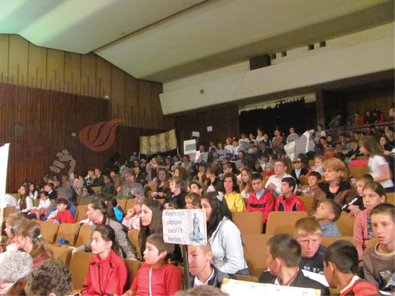 Şcoala Gimnazială Nr. 1 Dăneşti participă la „Picături de lumină”