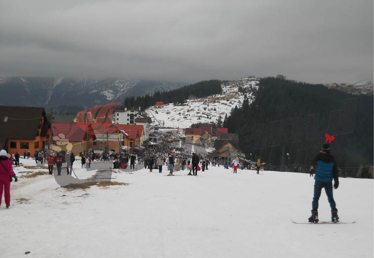 Turiştii nu s-au înghesuit să urce la Rânca