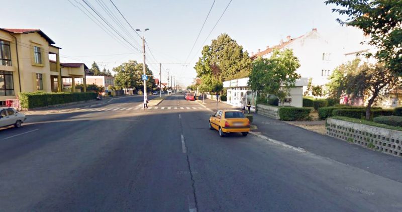 Băiat accidentat pe trecerea de pietoni